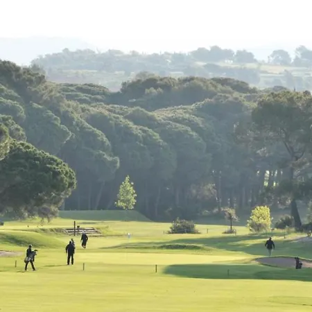 Special Golf Pour 2 Pers Classe 4 Etoiles Apartman *