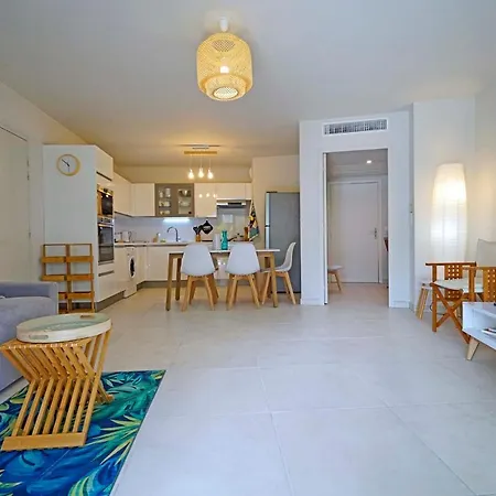 Spécial Golf De 2 à 4 Pers Classé 4 étoiles